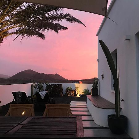 Casa Nusa La Santa Bagian luar foto