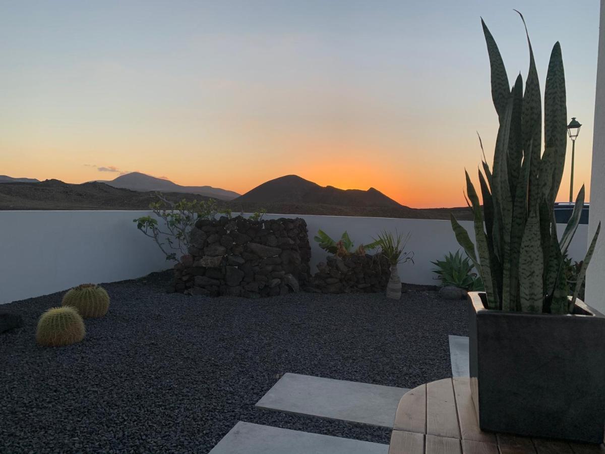 Casa Nusa La Santa Bagian luar foto