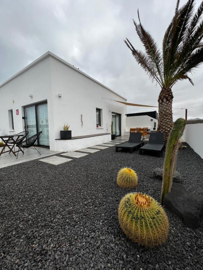 Casa Nusa La Santa Bagian luar foto
